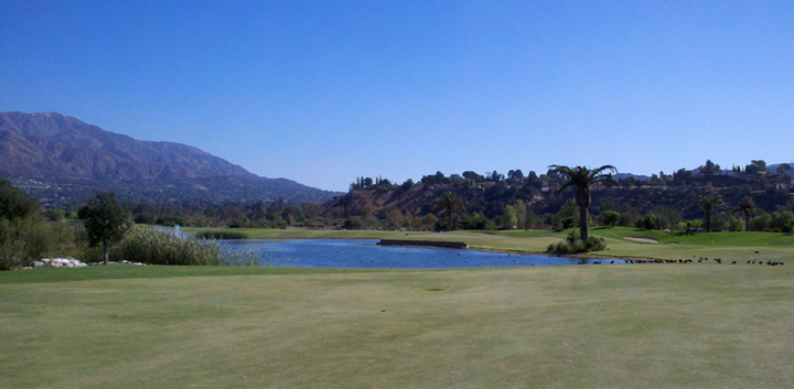 Angeles National Golf Review Picture