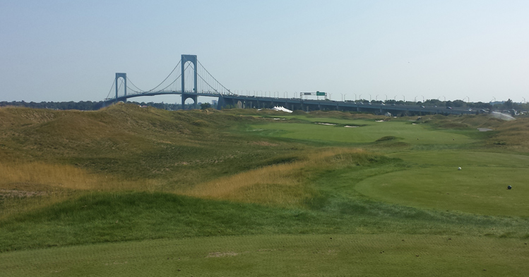New York City Bridge Golf Picture