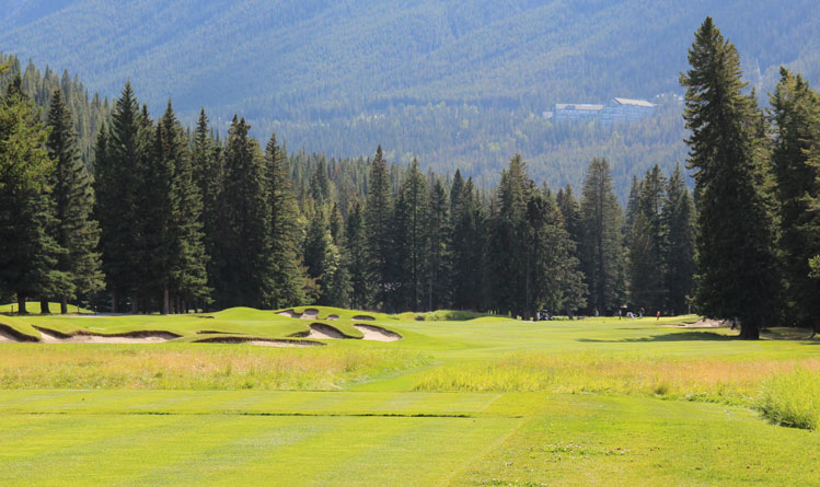 Banff Springs golf course #12 Picture